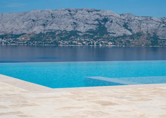 Olive Park House Brac