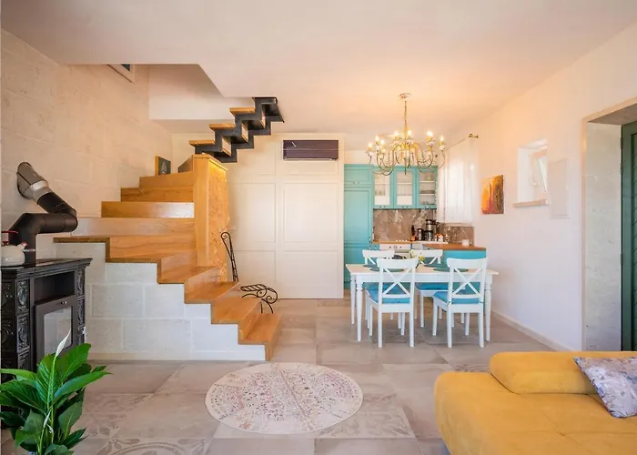 Olive Park House Brac