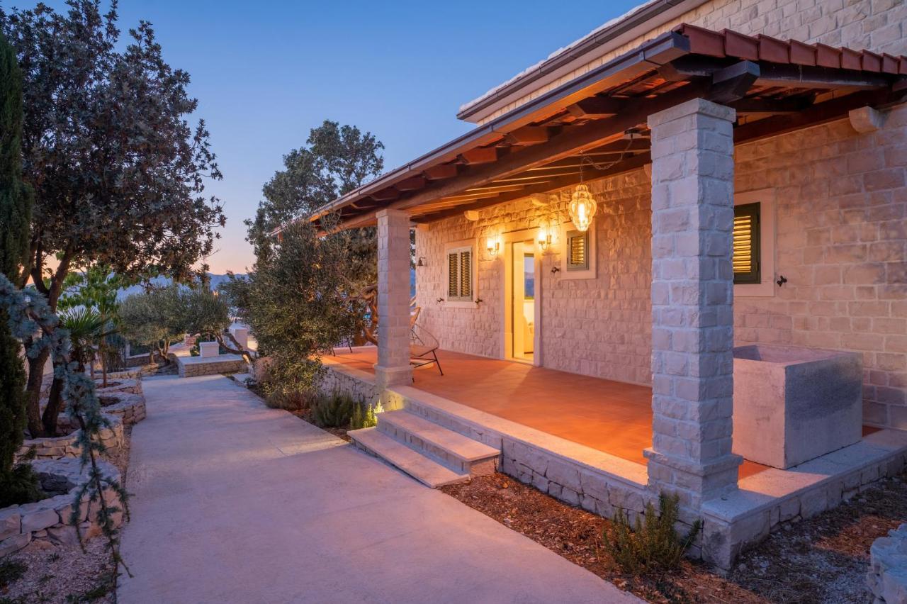 Olive Park House Brac Ferienhaus Povlja (Brac)
